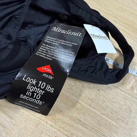 MIRACLESUIT NWT Black Palisades One Piece Swimsuit Size 14 Shirred Slimming - Picture 4 of 13